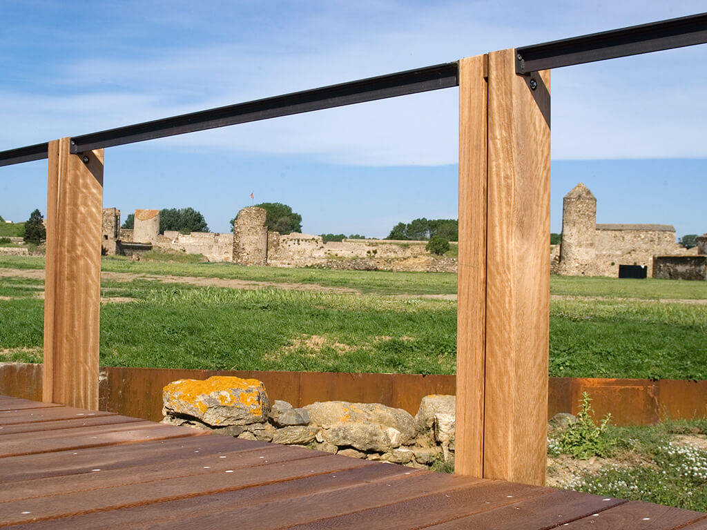 Tarimas de exterior - Ciutadella de Roses