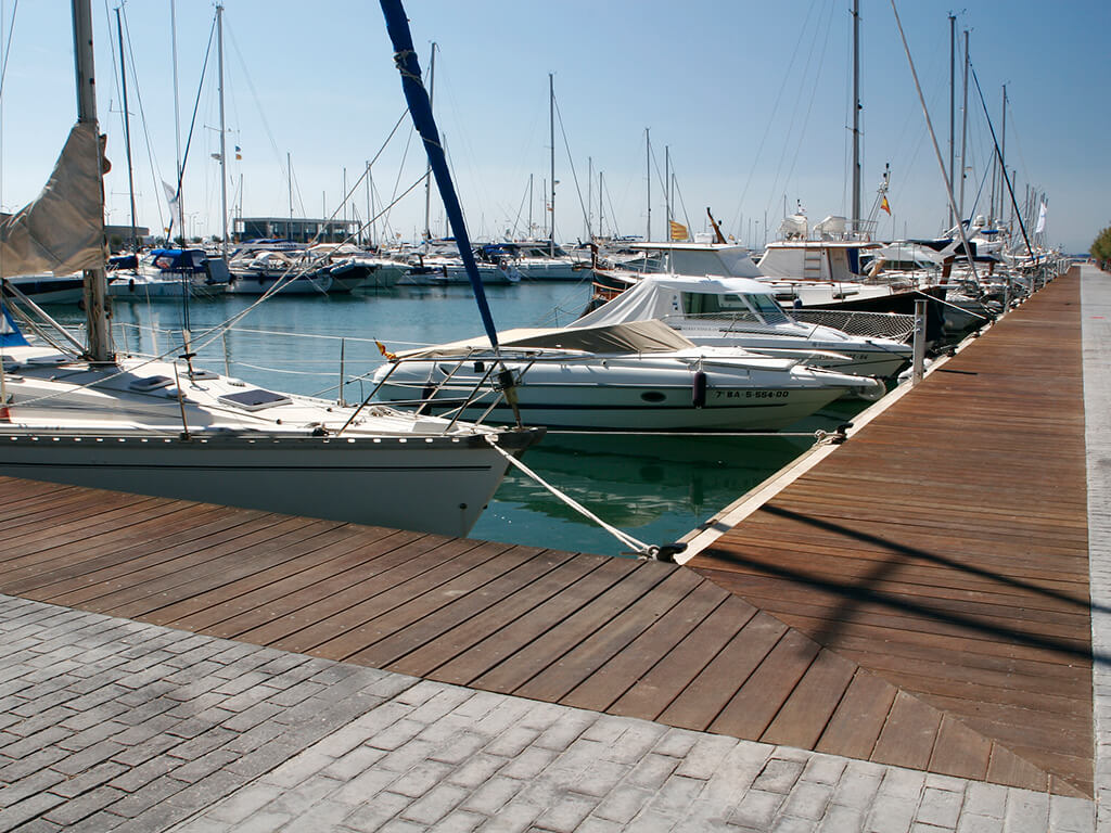 Tarimas de exterior - Puerto Deportivo de Roses