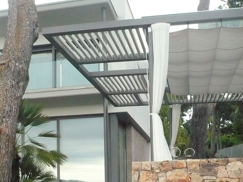 Pèrgoles de fusta - Casa Cala del Pi