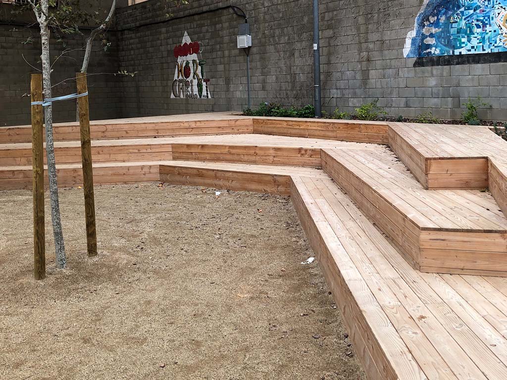 Espacios públicos - Escola Carlit