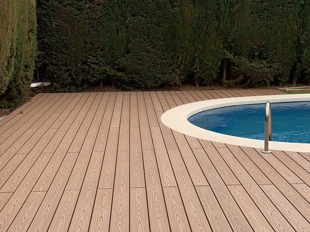 Tarimas de exterior - Casa Ana