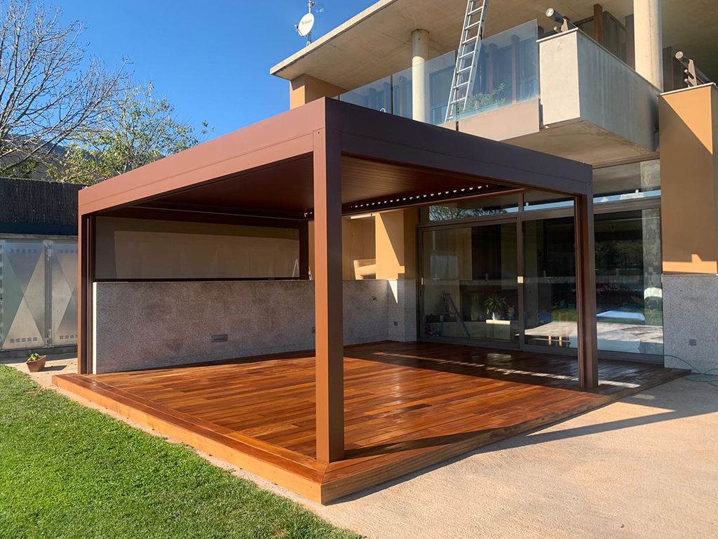 Tarimas de exterior - Casa Fran