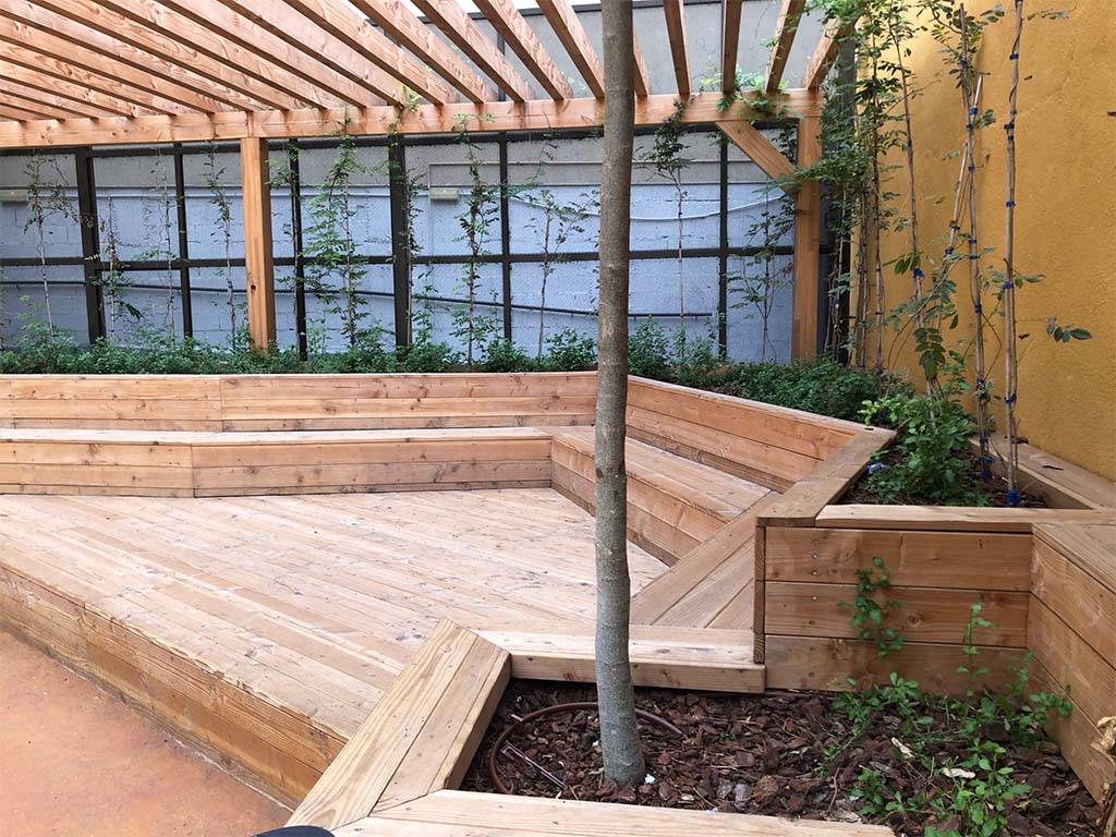 Espacios públicos - Escola Ferran Sunyer