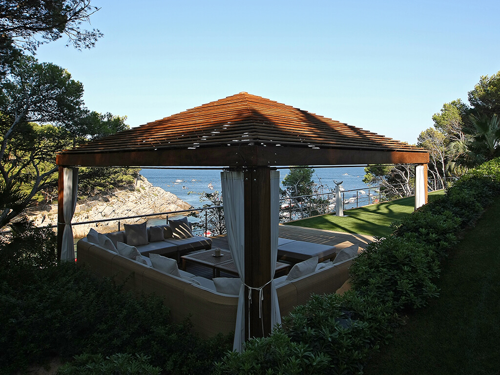 Pèrgoles de fusta - Casa Aiguafreda