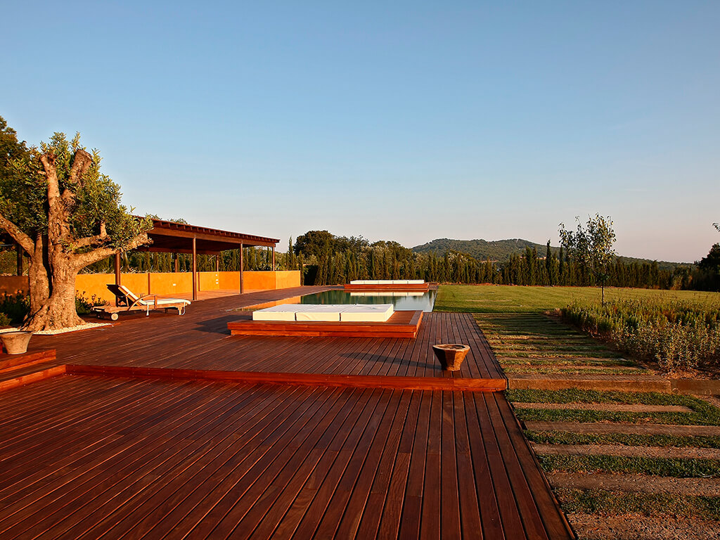 Tarimas de exterior - Casa Pedro